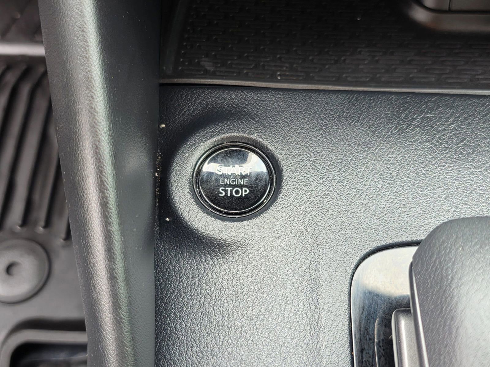 Used 2024 Nissan Z Performance w/ Floor Mat Package RWD image 17