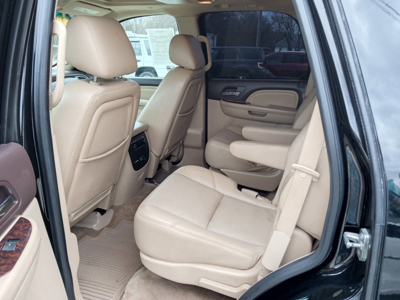 Used 2013 GMC Yukon Denali image 8