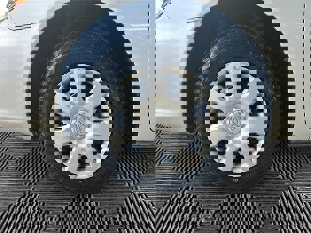 Used 2003 Toyota Camry LE image 14