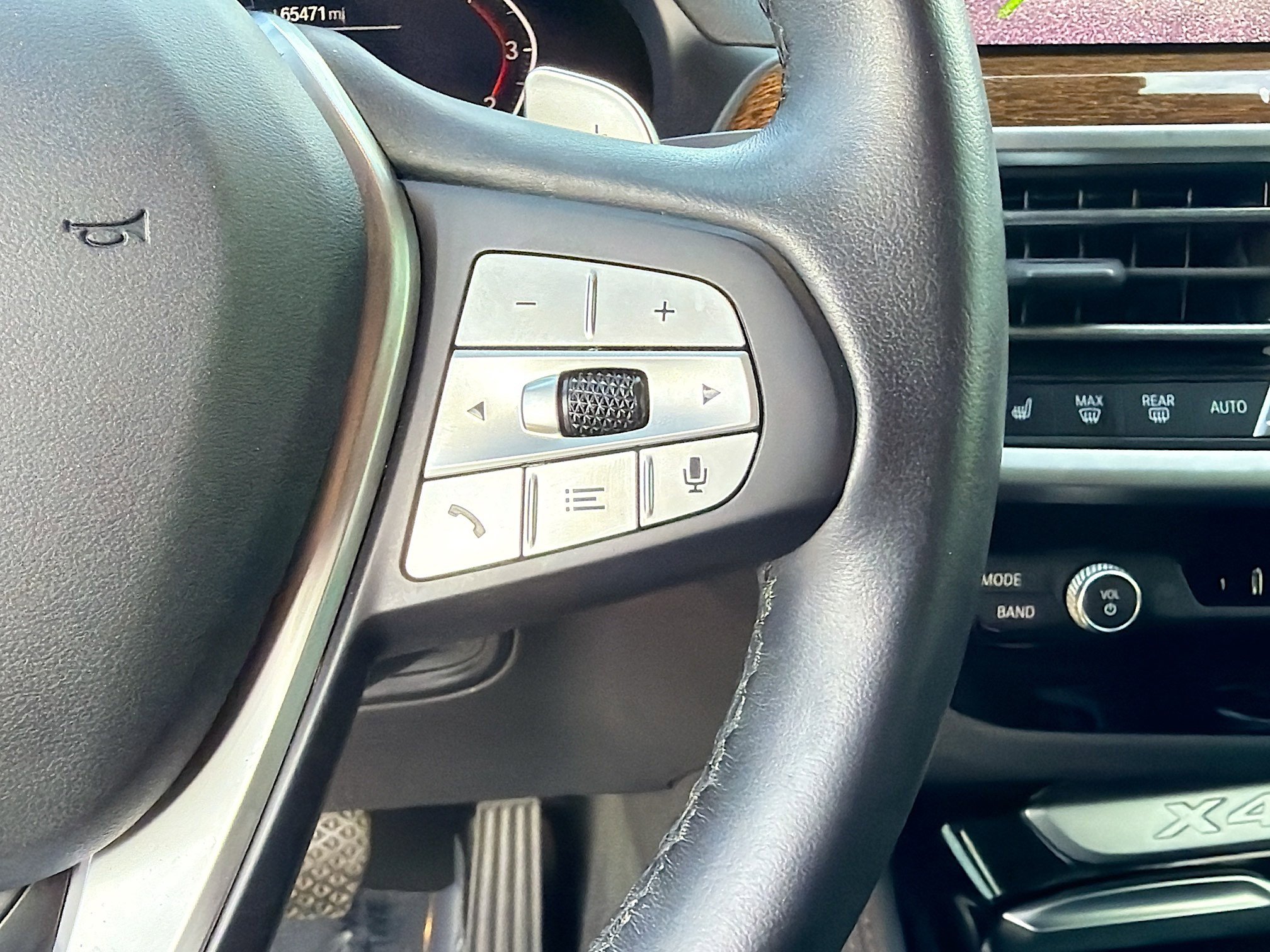 Used 2022 BMW X4 xDrive30i w/ Convenience Package image 37