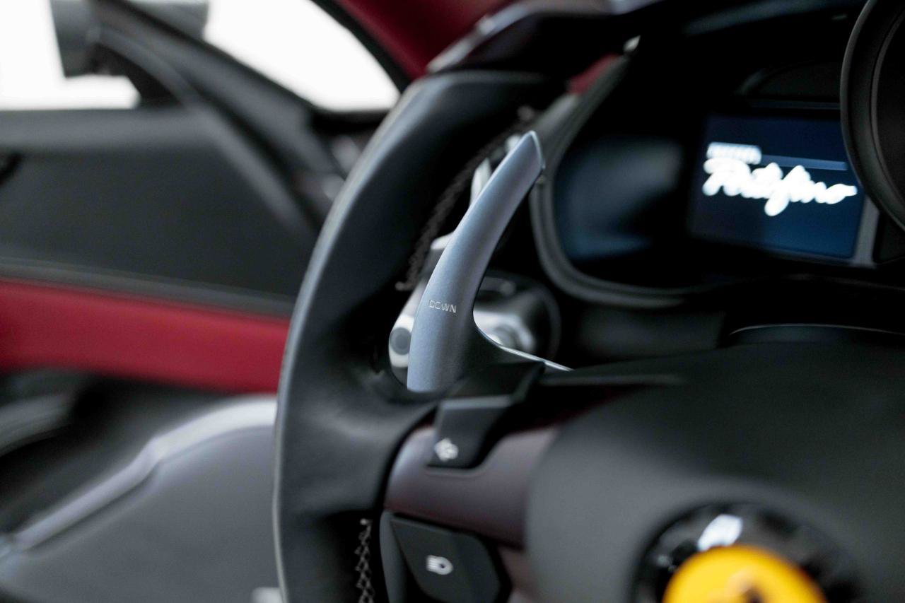 Used 2020 Ferrari Portofino RWD image 82