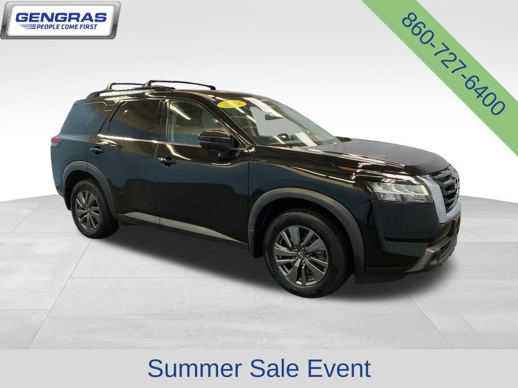 Used 2022 Nissan Pathfinder SV AWD/4WD image 8
