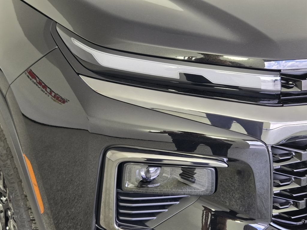 New 2026 Chevrolet Traverse Z71 w/ Driver Confidence Package AWD/4WD image 9