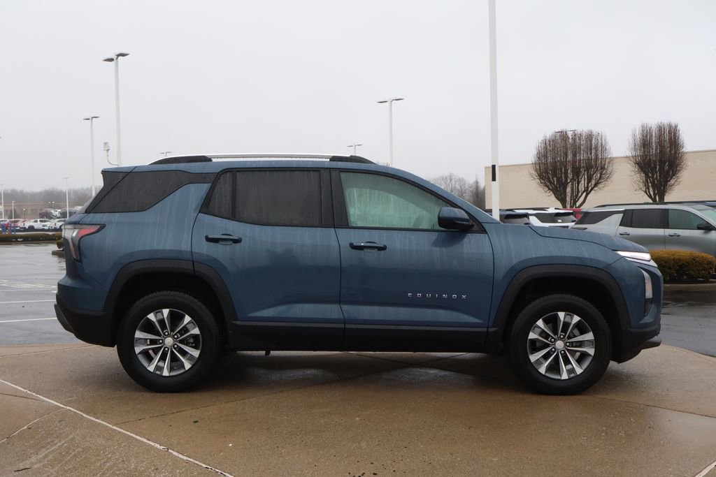 New 2026 Chevrolet Equinox LT w/ Convenience Package II image 9