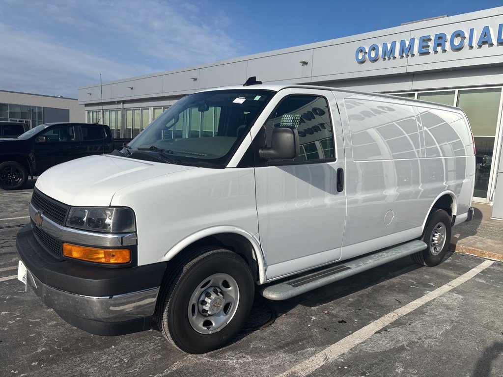 Used 2024 Chevrolet Express 2500 w/ Driver Convenience Package image 8