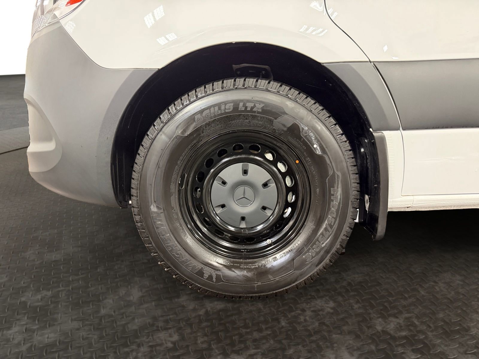 Used 2024 Mercedes-Benz eSprinter 170 Cargo w/ Dashboard Charging Package image 13