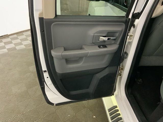 Used 2014 RAM 1500 Big Horn image 32