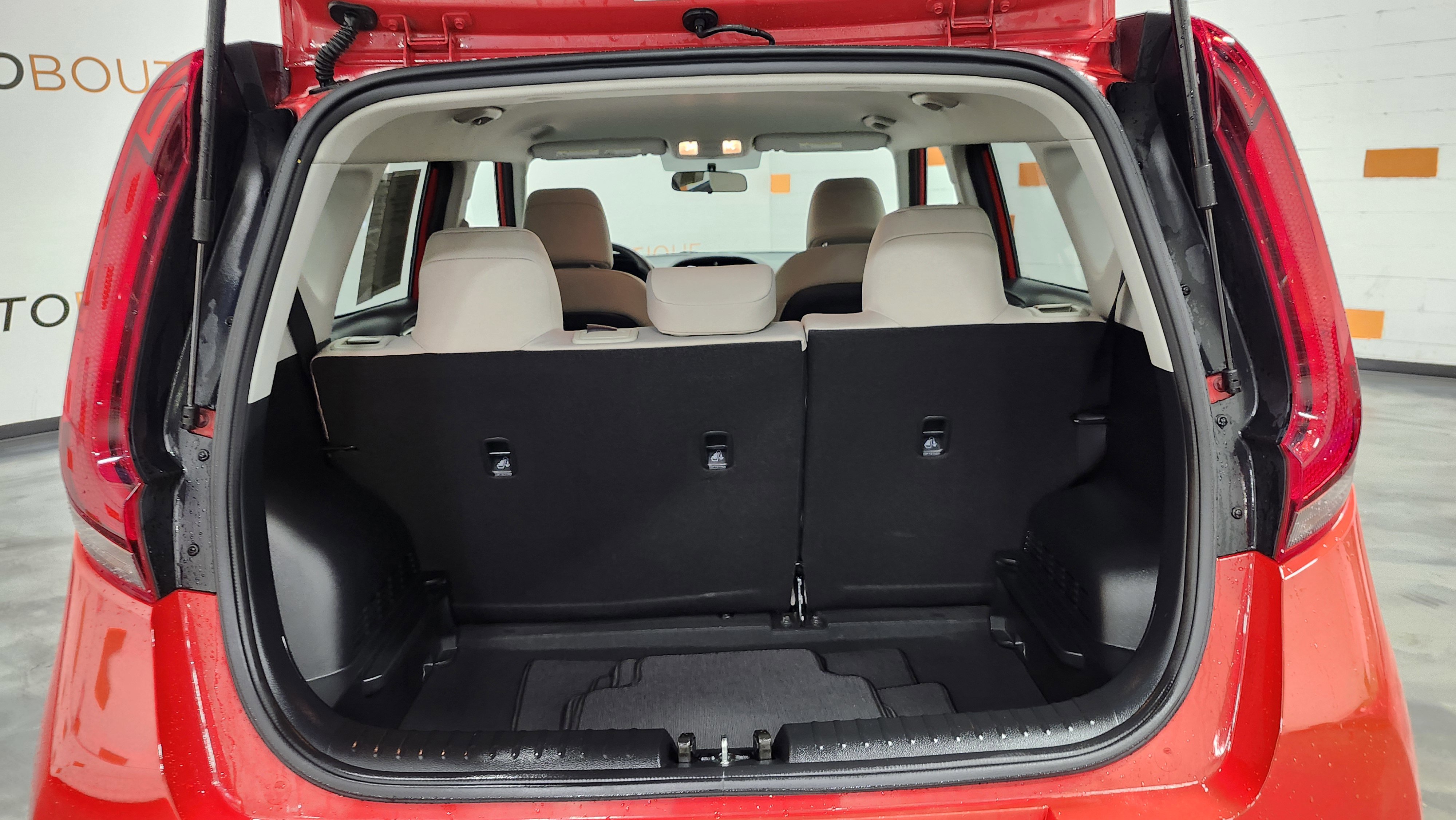 Used 2020 Kia Soul LX image 20