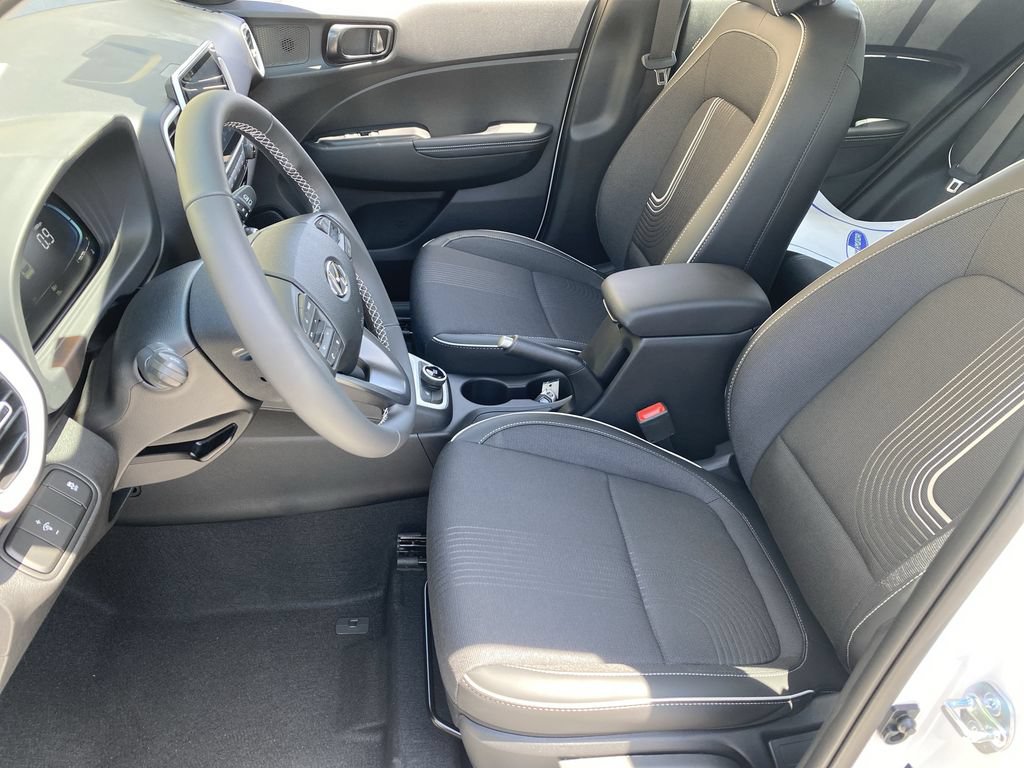 New 2026 Hyundai Venue SEL FWD image 11
