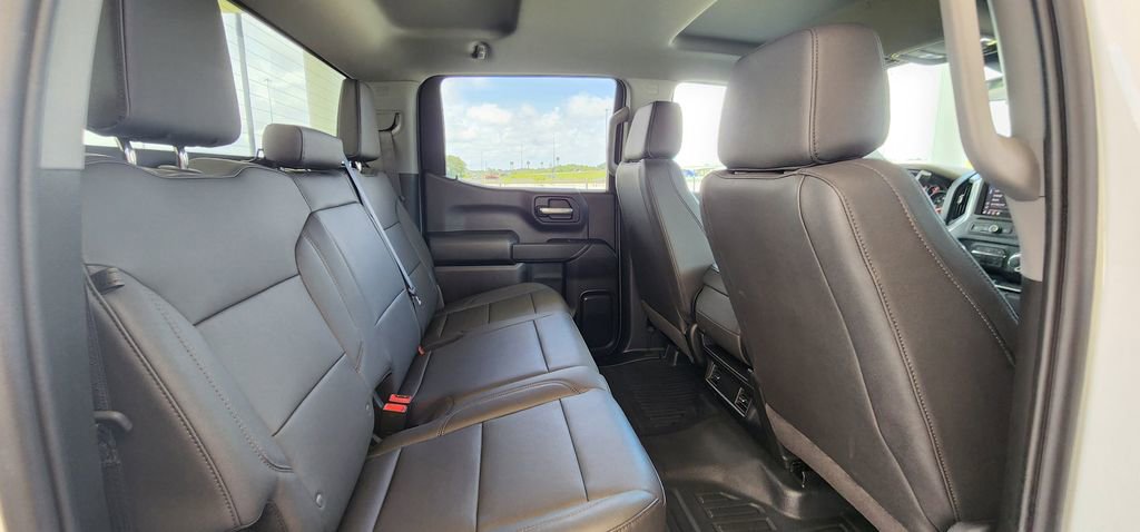 Used 2026 GMC Sierra 1500 Pro w/ Pro Value Package AWD/4WD image 18