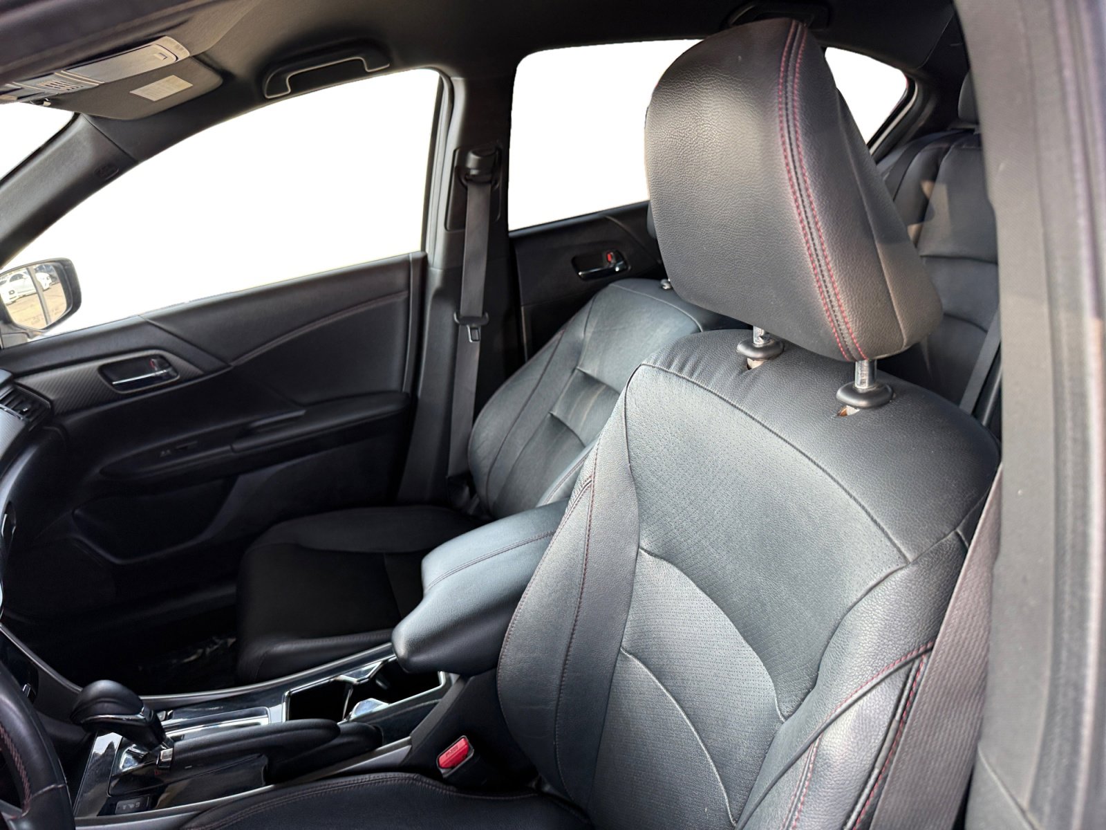 Used 2017 Honda Accord Sport Special Edition image 10