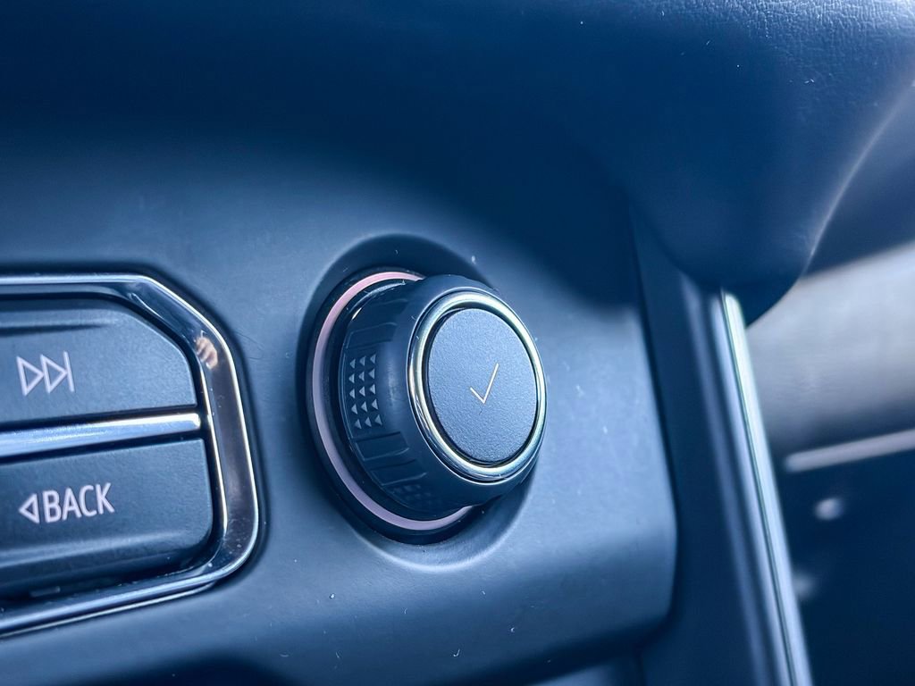 Used 2023 Chevrolet Tahoe LT image 30