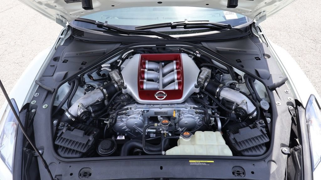 Used 2021 Nissan GT-R Premium AWD/4WD image 41