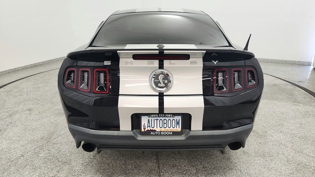Used 2010 Ford Mustang Shelby GT500 RWD image 17