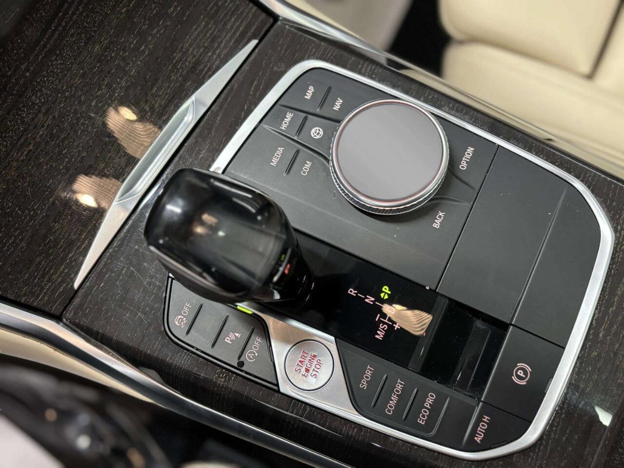 Used 2019 BMW 330i xDrive Sedan AWD/4WD image 28