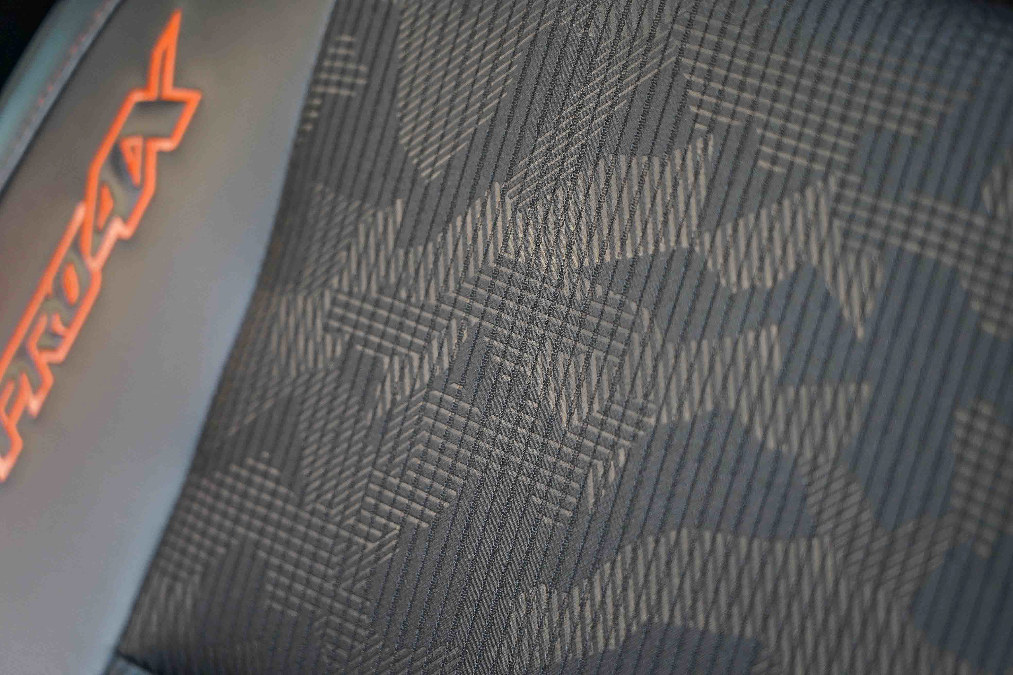 Used 2024 Nissan Titan PRO-4X w/ Pro-4x Utility Package image 31