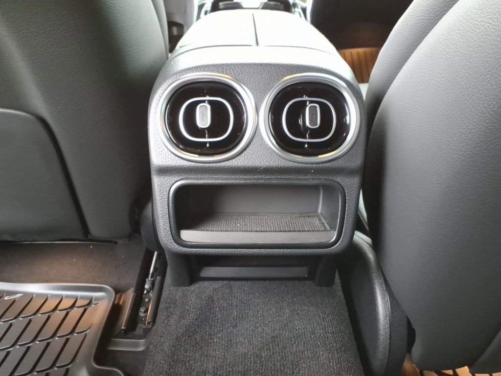 New 2026 Mercedes-Benz C 300 4MATIC Sedan image 26