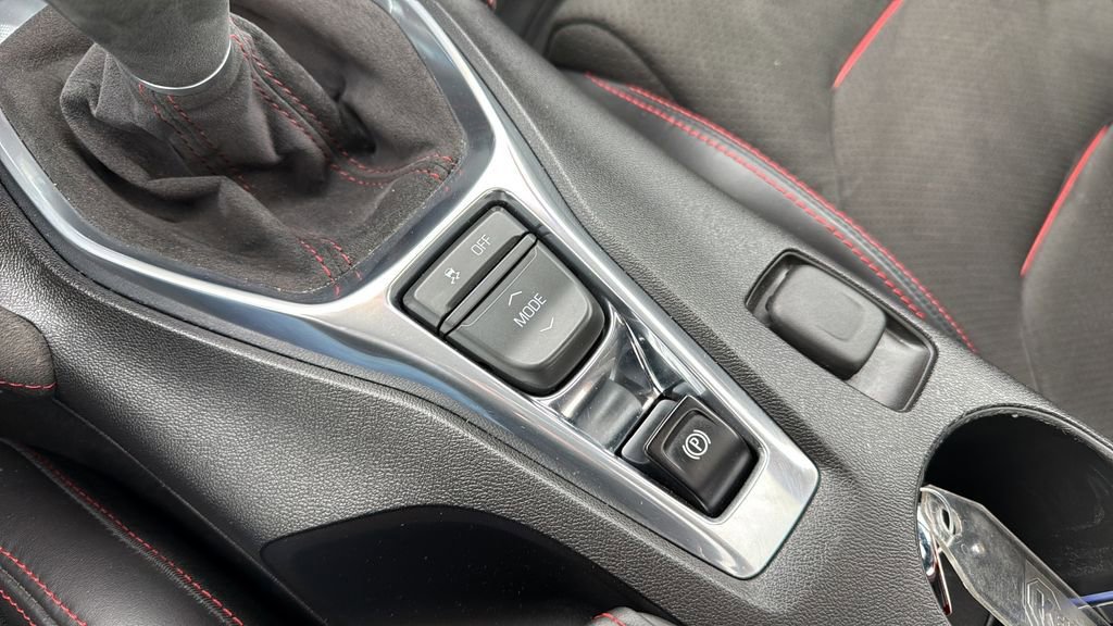Used 2017 Chevrolet Camaro ZL1 image 29