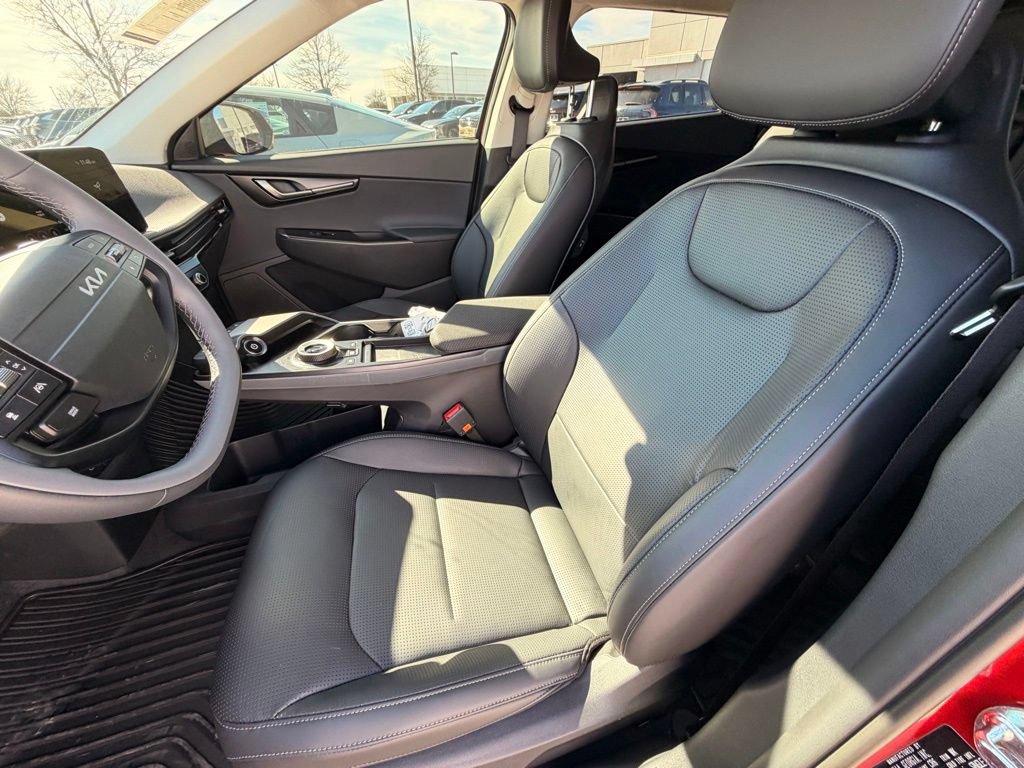 New 2025 Kia EV6 Wind AWD/4WD image 12