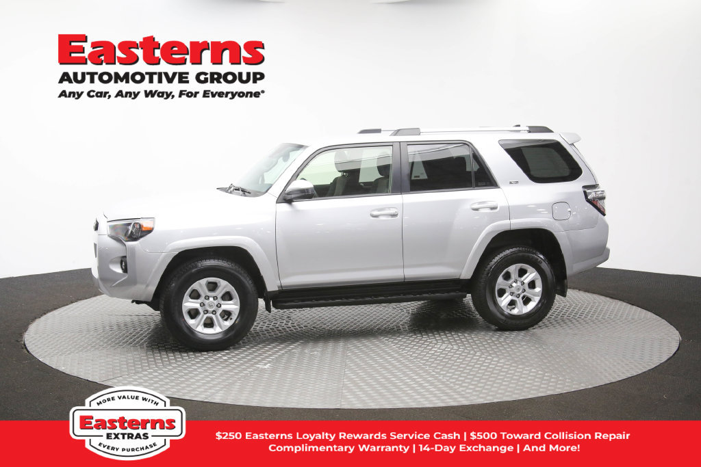 Used 2024 Toyota 4Runner SR5 AWD/4WD image 54