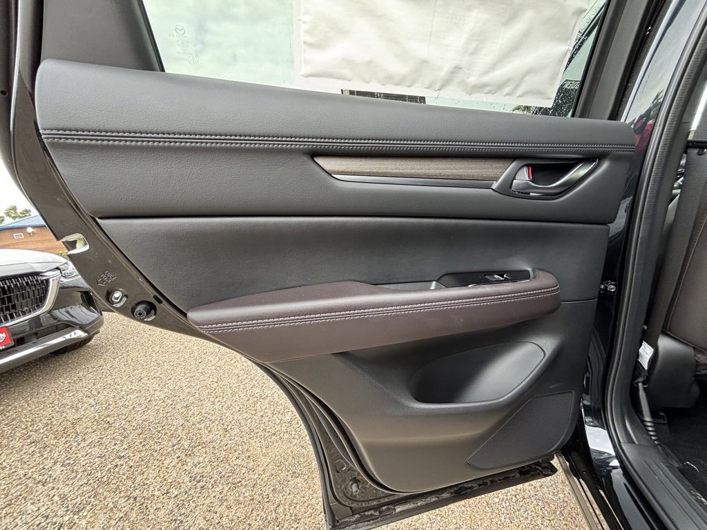 New 2025 MAZDA CX-5 Signature image 16