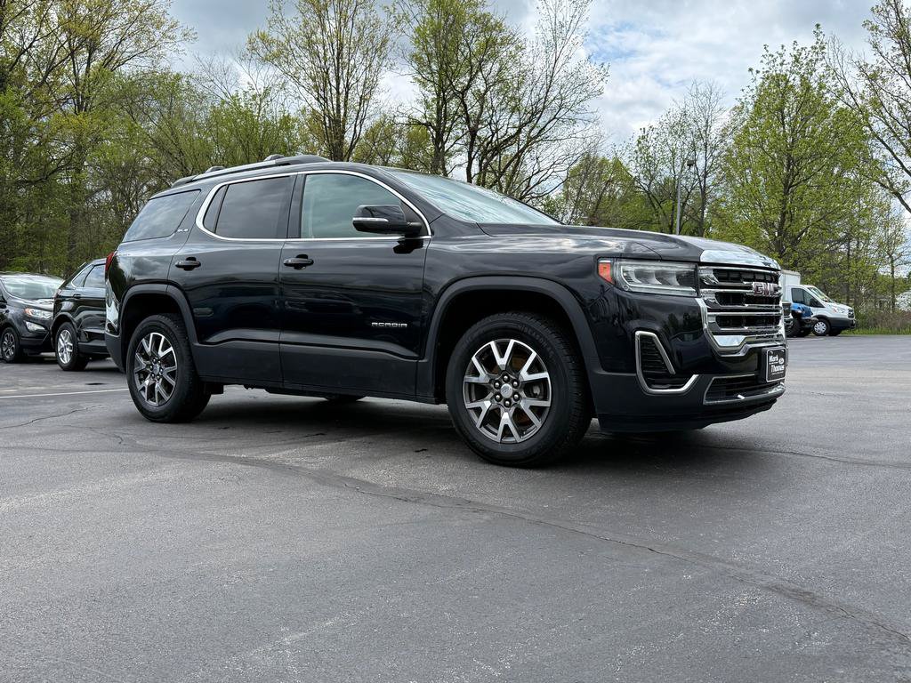 Used 2020 GMC Acadia SLE w/ Driver Convenience Package FWD image 3