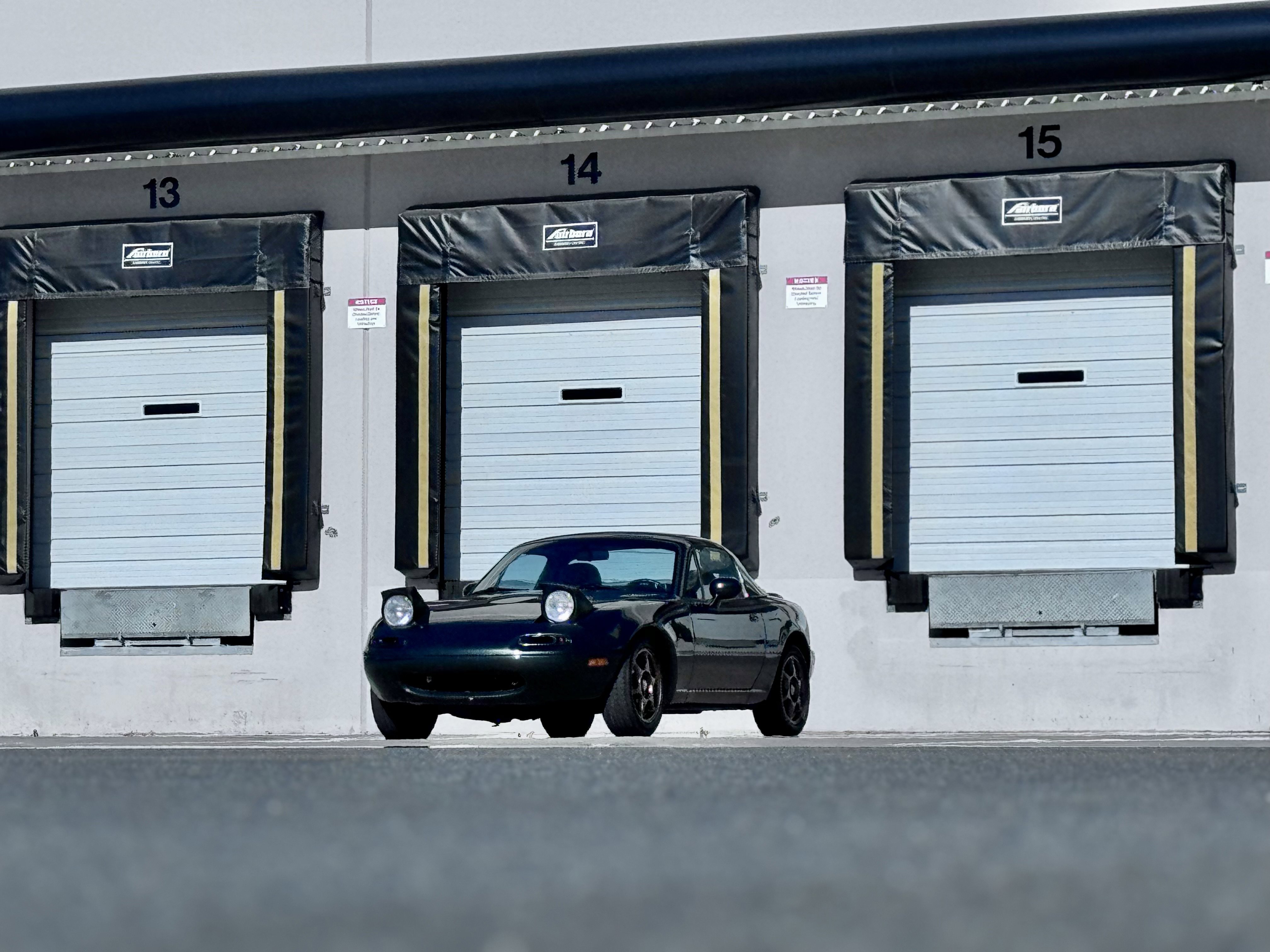 Used 1997 MAZDA MX-5 Miata image 14