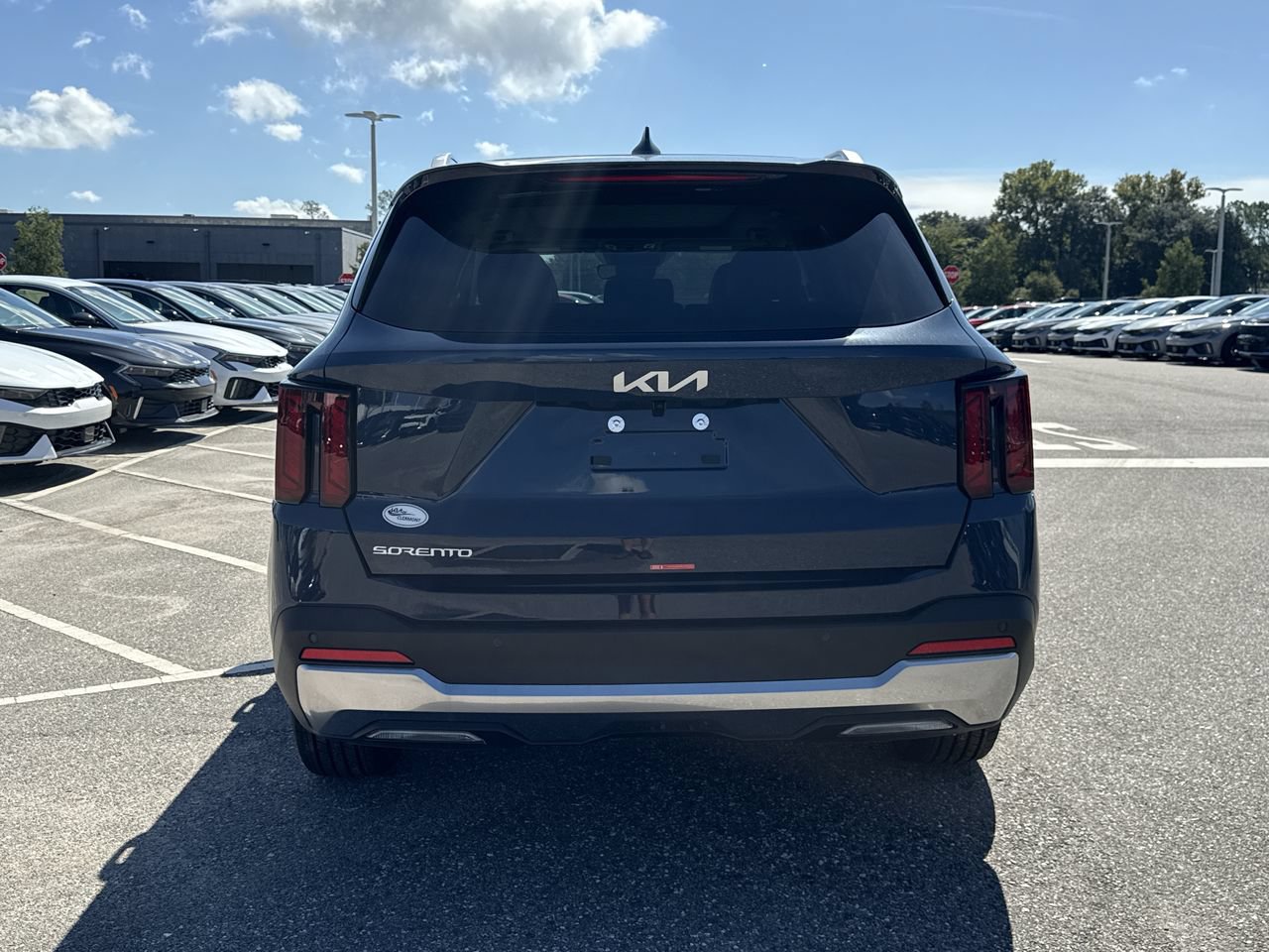 New 2026 Kia Sorento S w/ S Panoramic Sunroof Package FWD image 4