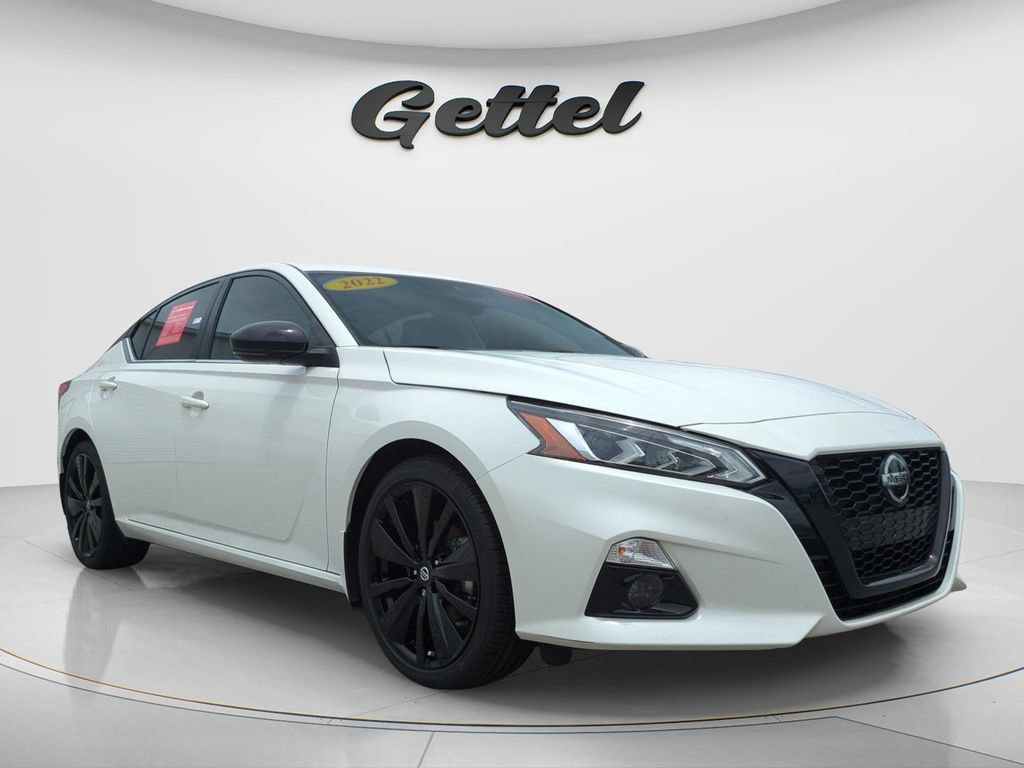 Certified 2022 Nissan Altima 2.5 SR w/ Midnight Edition Package FWD image 3