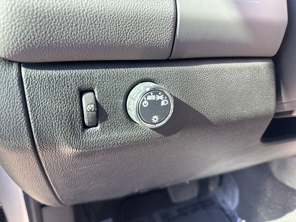 Used 2019 Chevrolet Colorado W/T image 32