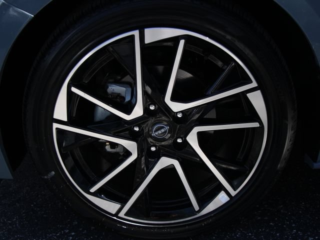 Certified 2025 Nissan Sentra SR w/ SR Premium Package FWD image 11