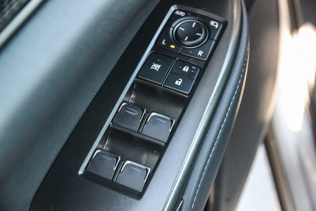 Certified 2025 Lexus NX 250 FWD image 22