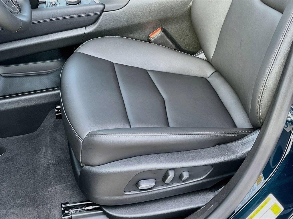 New 2026 Cadillac XT5 Luxury AWD/4WD image 13