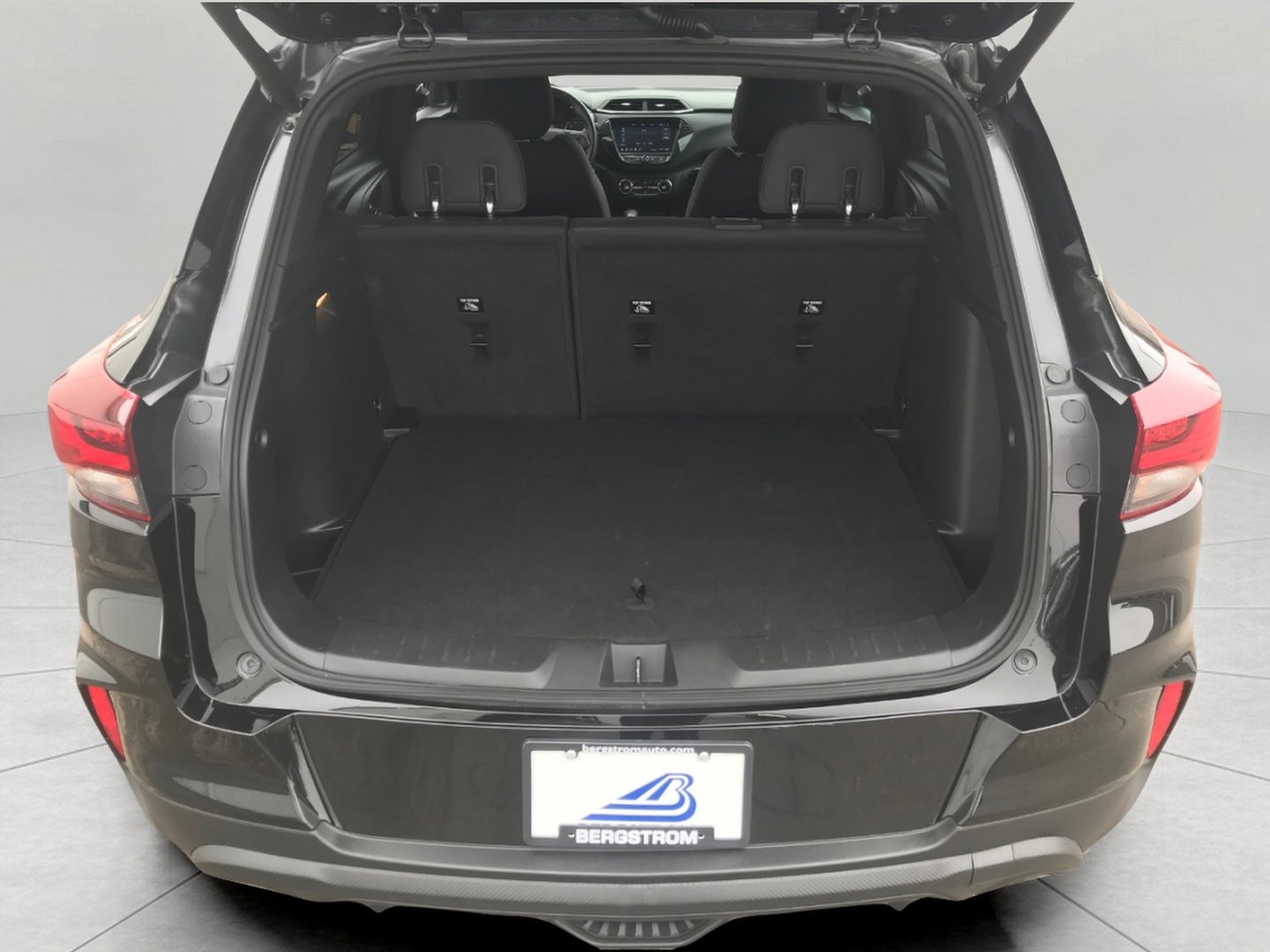 Certified 2023 Chevrolet TrailBlazer RS w/ Sun and Liftgate Package image 13