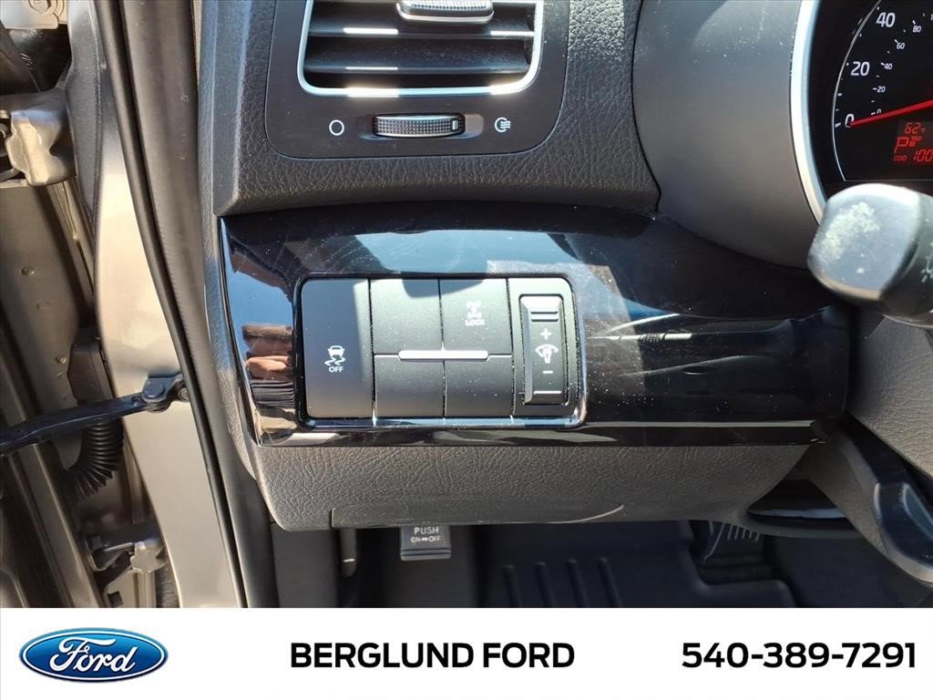 Used 2014 Kia Sorento LX AWD/4WD image 20