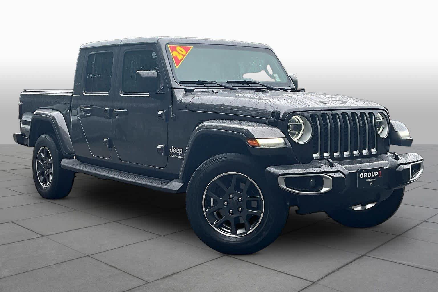 Used 2020 Jeep Gladiator Overland w/ Popular Equipment Package AWD/4WD image 3