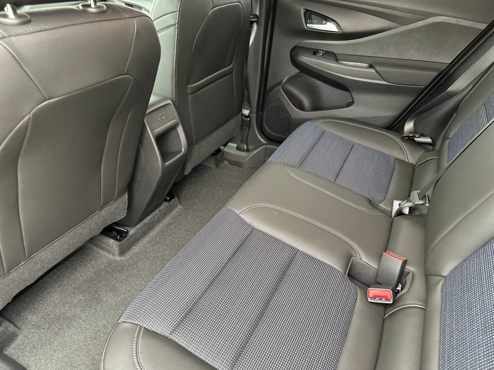 New 2026 Buick Envista Sport Touring w/ Convenience I Package FWD image 12