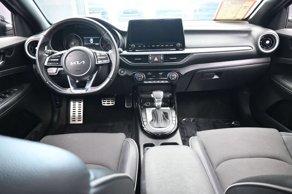 Used 2024 Kia Forte GT-Line w/ GT-Line Premium Package FWD image 39