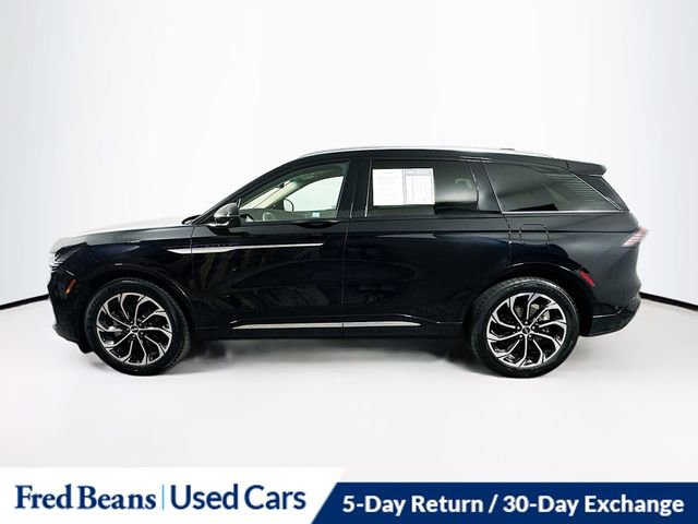 Used 2024 Lincoln Nautilus Reserve w/ Equipment Group 202A AWD/4WD image 5