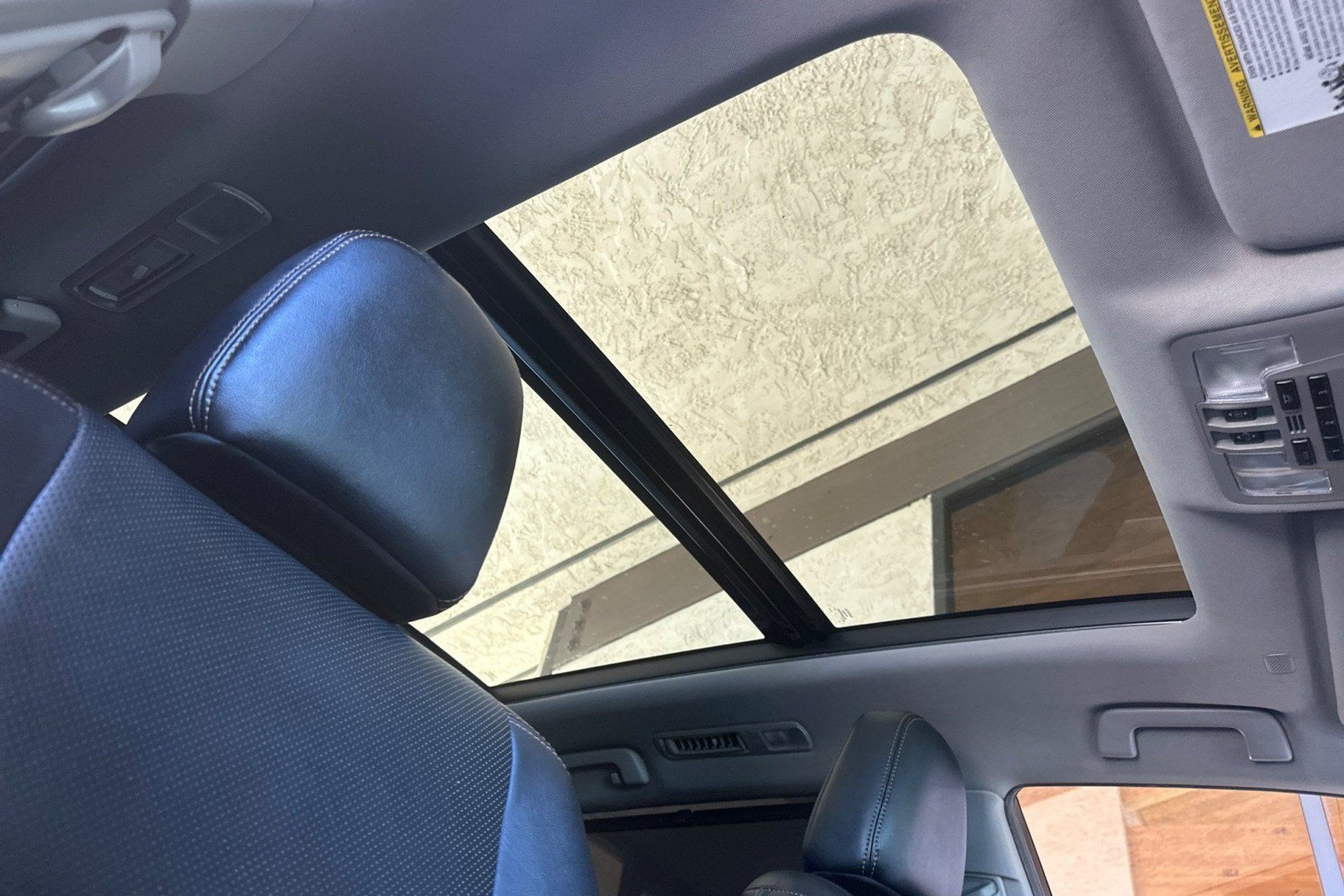 Used 2019 Toyota Highlander Limited Platinum AWD/4WD image 26