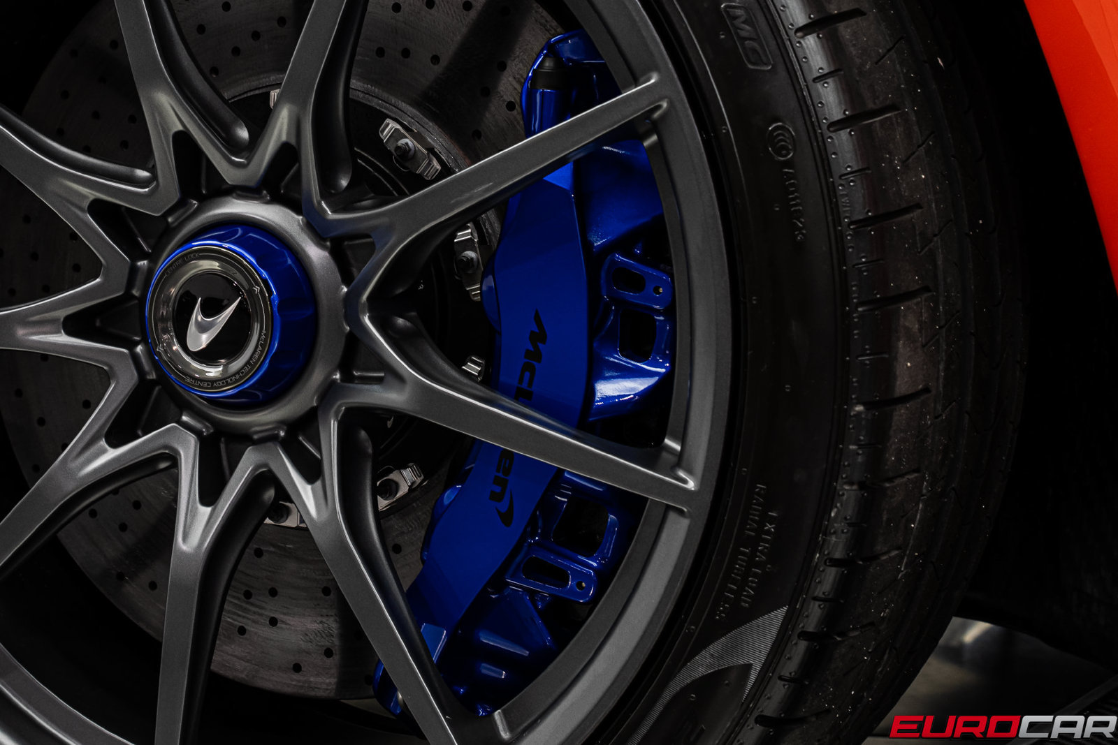 Used 2019 McLaren Senna RWD image 45