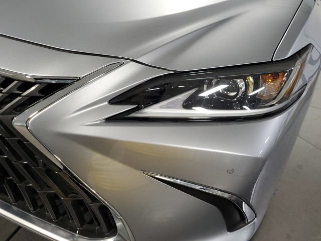 Used 2025 Lexus ES 350 w/ Premium Package FWD image 29