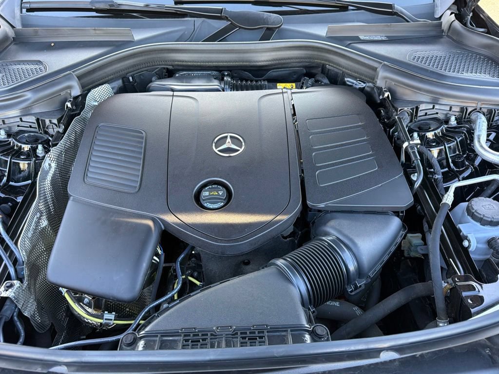 Certified 2025 Mercedes-Benz GLC 350e 4MATIC image 34