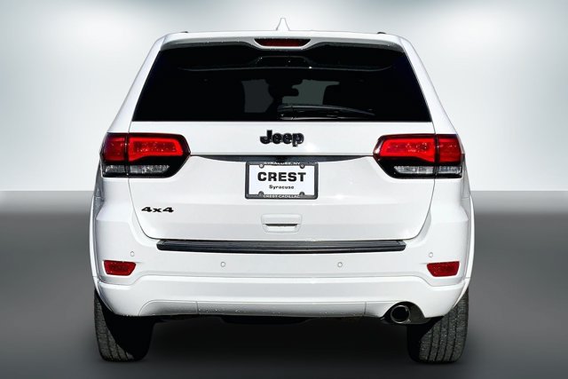 Used 2021 Jeep Grand Cherokee Laredo X AWD/4WD image 3