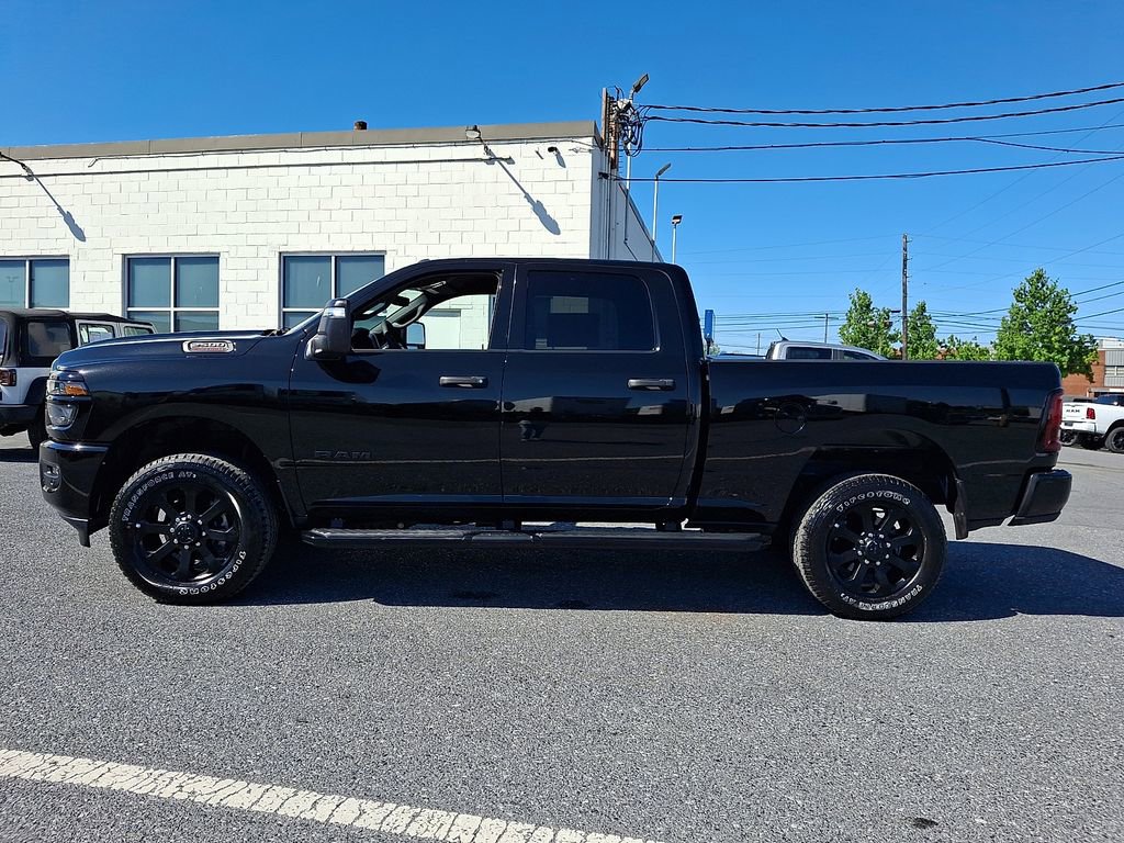 Used 2025 RAM 2500 Big Horn AWD/4WD image 9