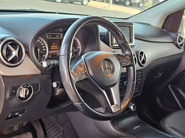 Used 2014 Mercedes-Benz B 250e w/ Range Package image 9