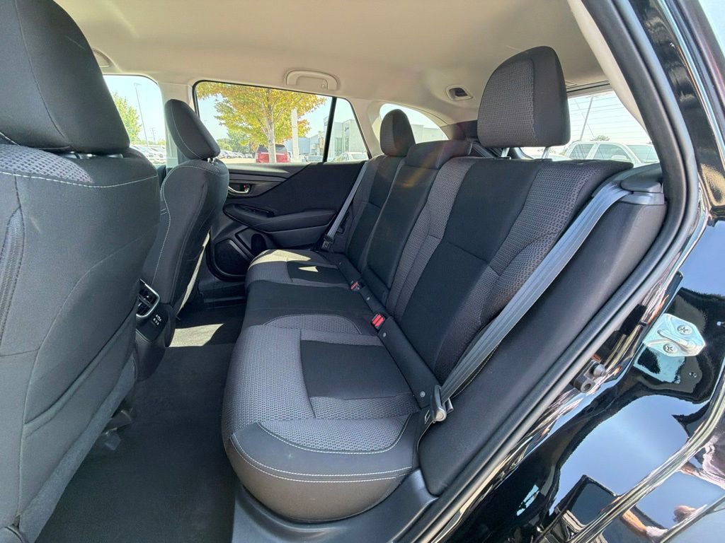Used 2023 Subaru Outback Premium AWD/4WD image 12