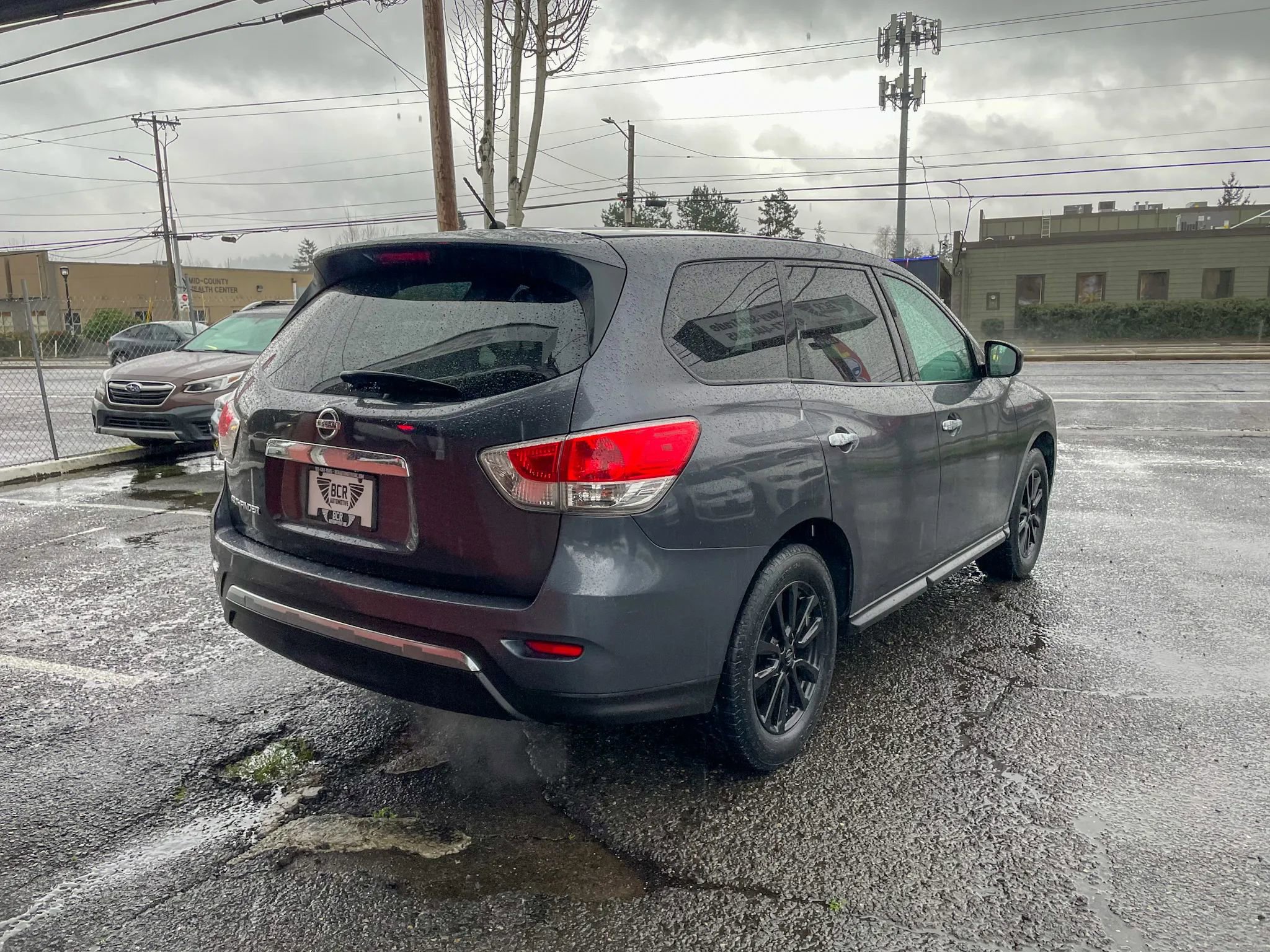 Used 2014 Nissan Pathfinder S image 5