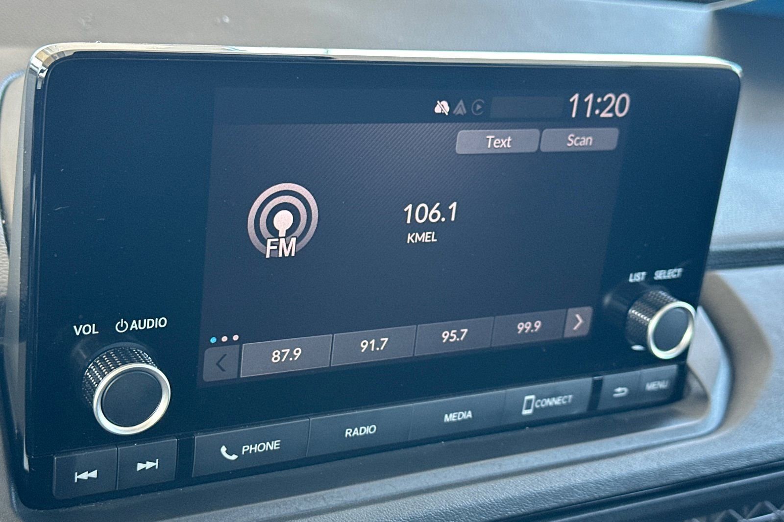 Certified 2024 Honda Accord EX image 17