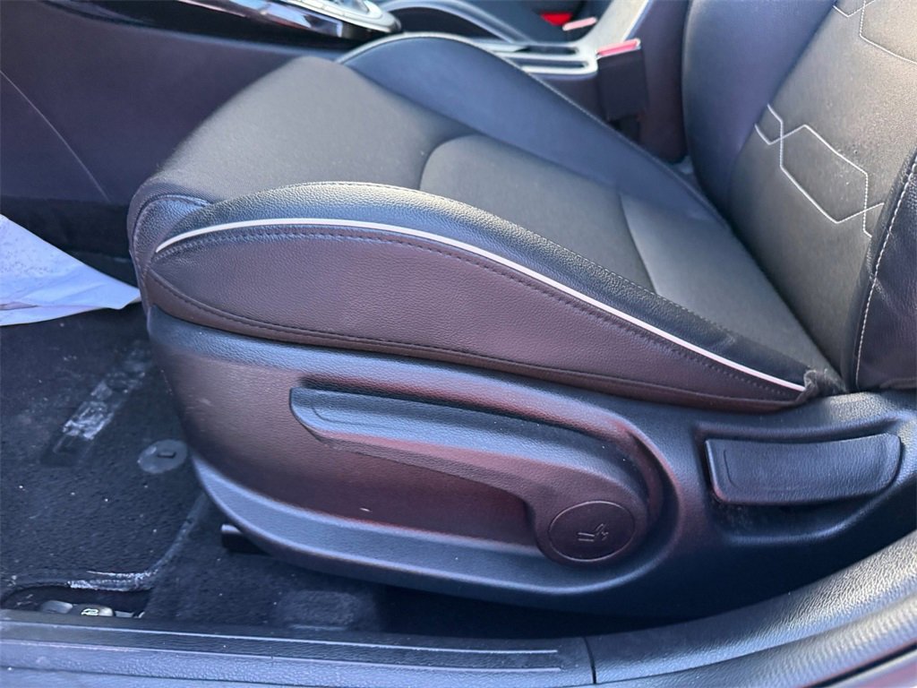 Used 2024 Kia Forte GT-Line w/ GT-Line Premium Package image 13